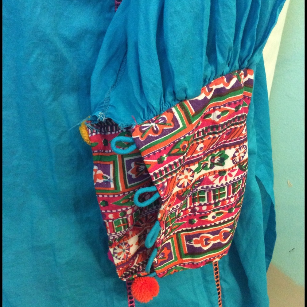 VINTAGE Chinyere Tunic by Bareeze’ East Asian Designs - Picture 6 of 15